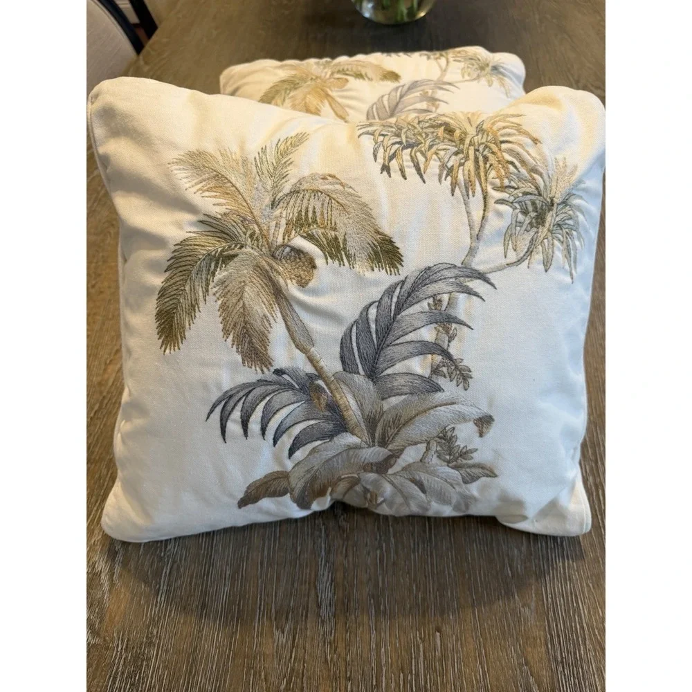 Tommy Bahama 17